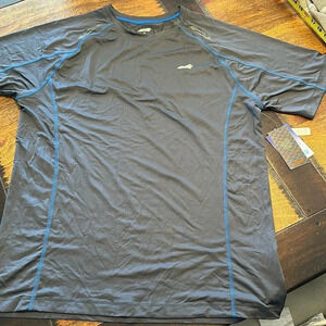 Avia sport T shirt size XL NWTs